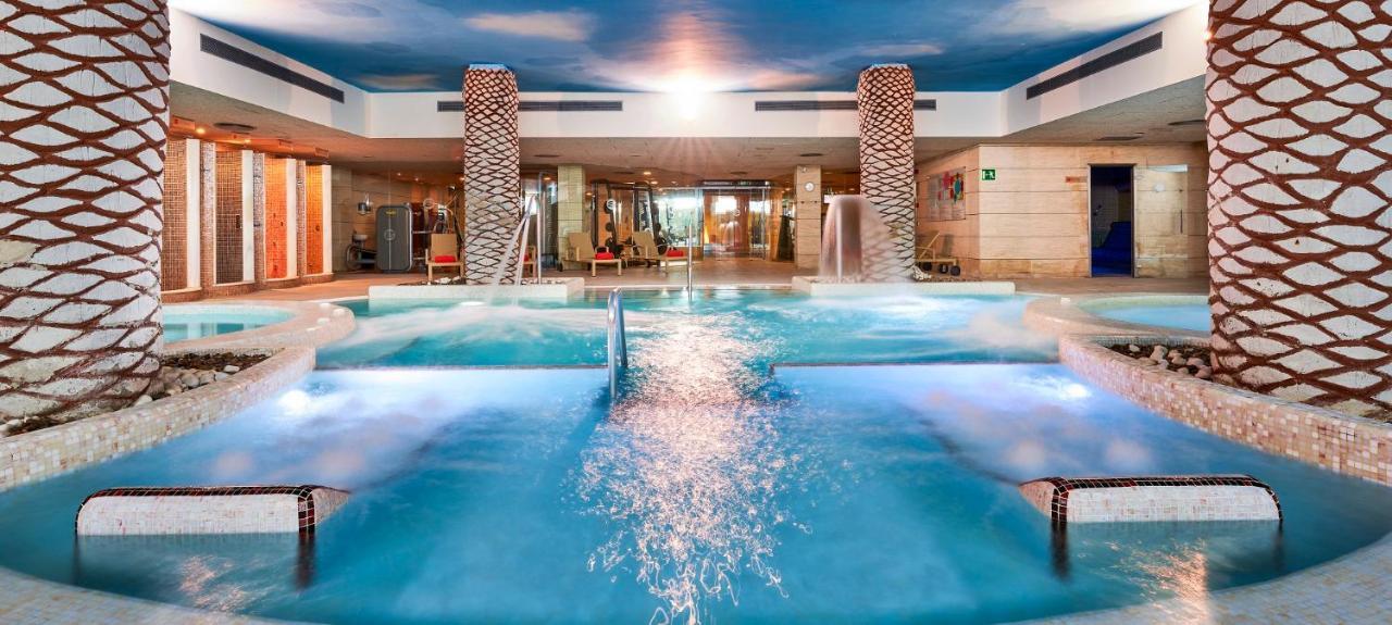 Hotel & Spa S'Entrador Playa Cala Ratjada  Esterno foto